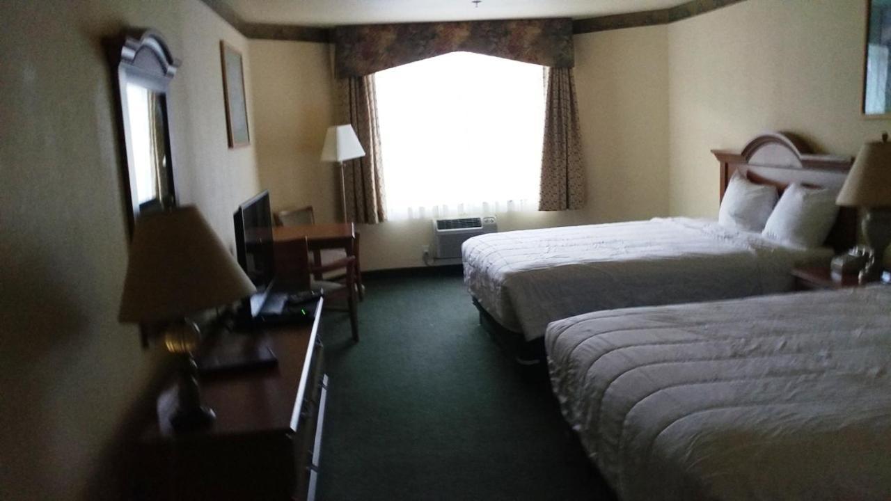 Queen Room with Two Queen Beds