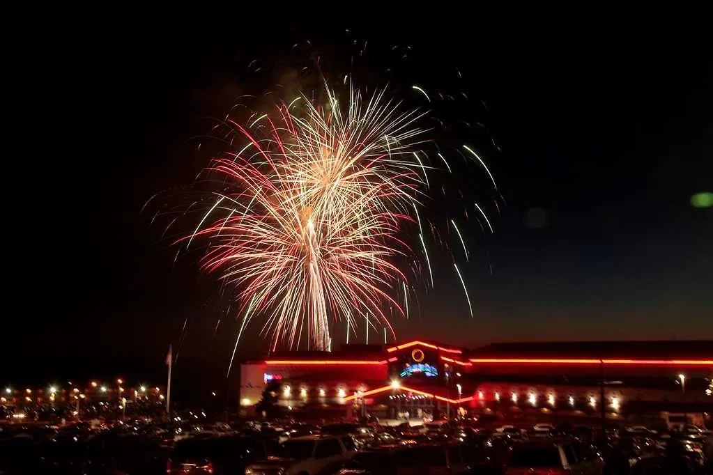 Chinook Winds Casino Resort-1