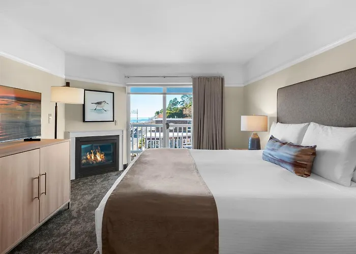 Looking Glass Inn Lincoln City